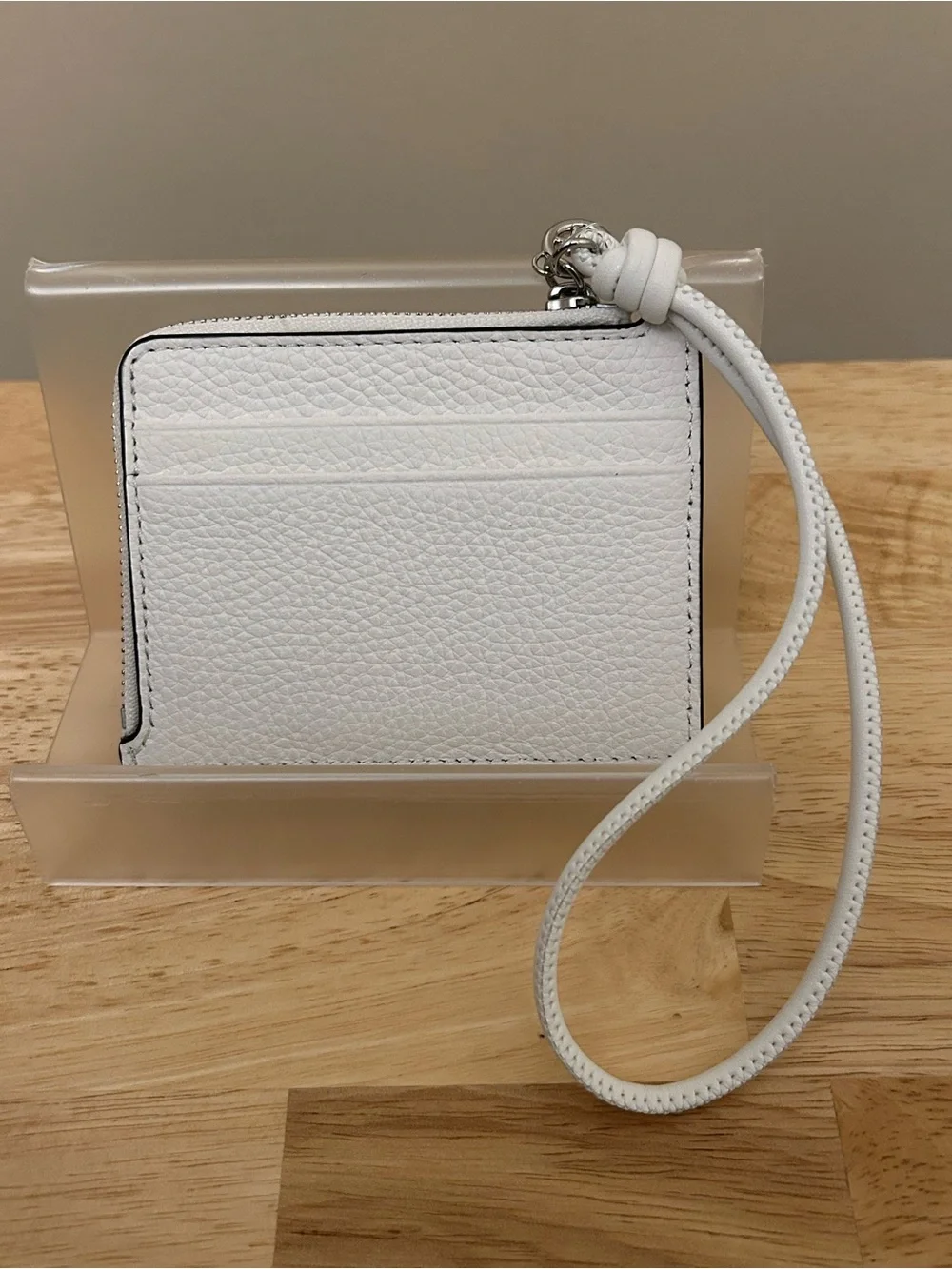 Michael Kors White Pebbled Leather Zip Card Case with MK Charm